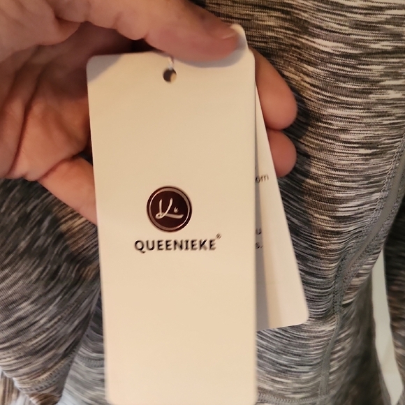 Queenieke Women's Gray Athletic Jacket NWT Size XL - Picture 9 of 11